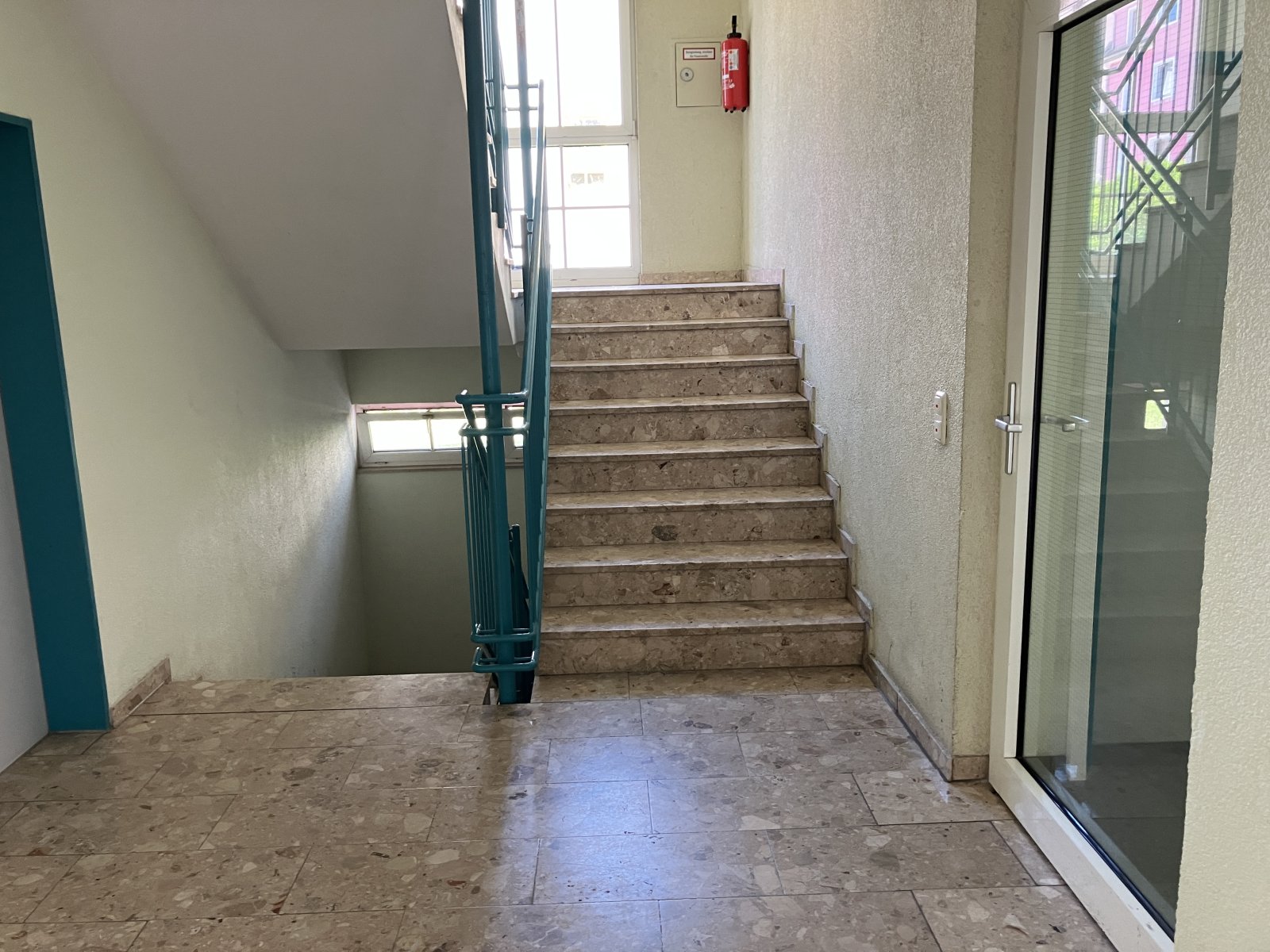 frisch renoviertes Balkonap. im Inneren Osten