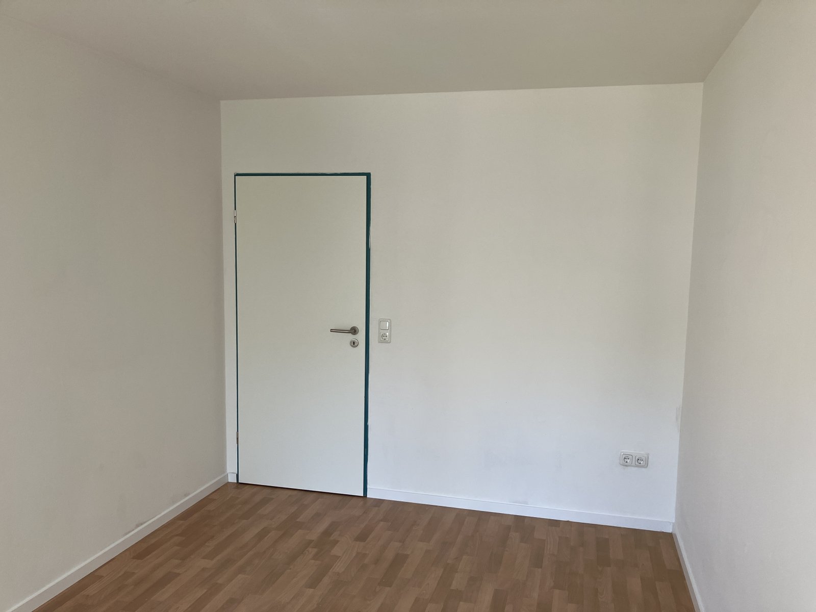 frisch renoviertes Balkonap. im Inneren Osten