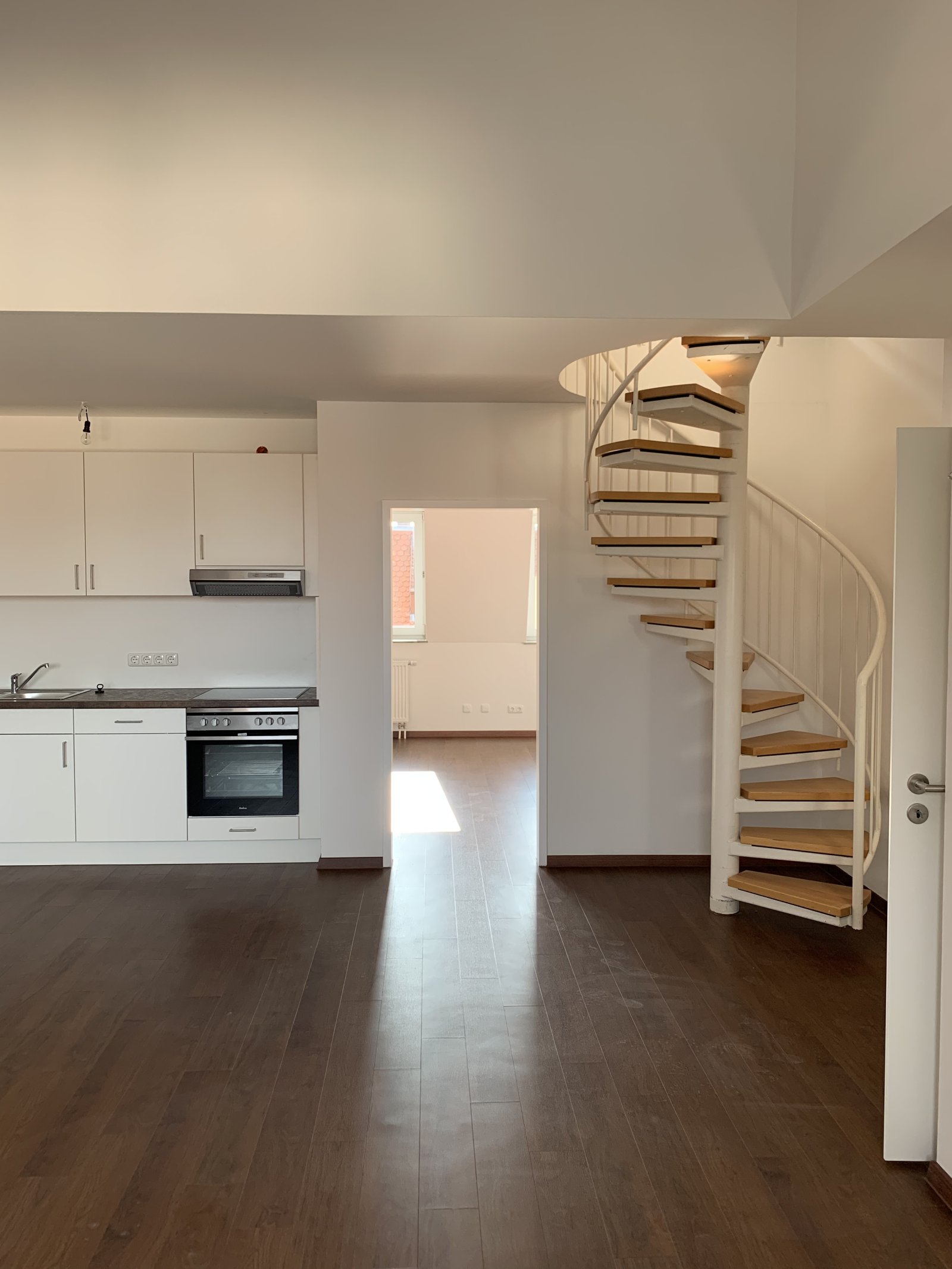 Tolle DG-Wohnung in Regensburger Topp-Lage