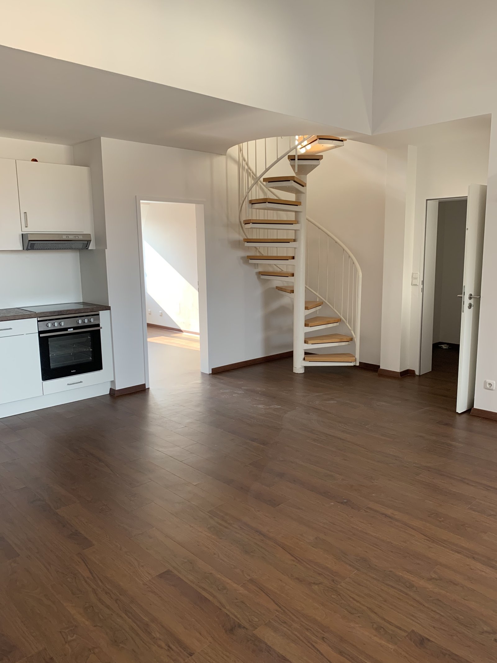 Tolle DG-Wohnung in Regensburger Topp-Lage